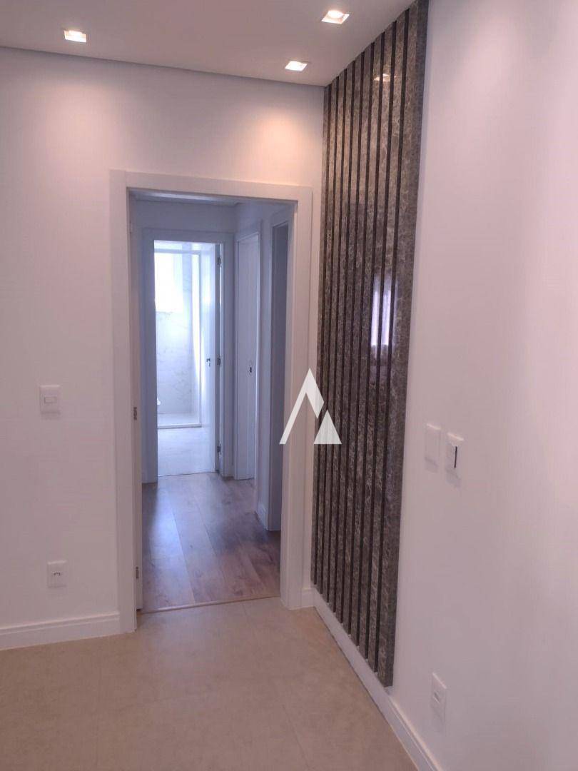 Apartamento à venda com 3 quartos, 112m² - Foto 13