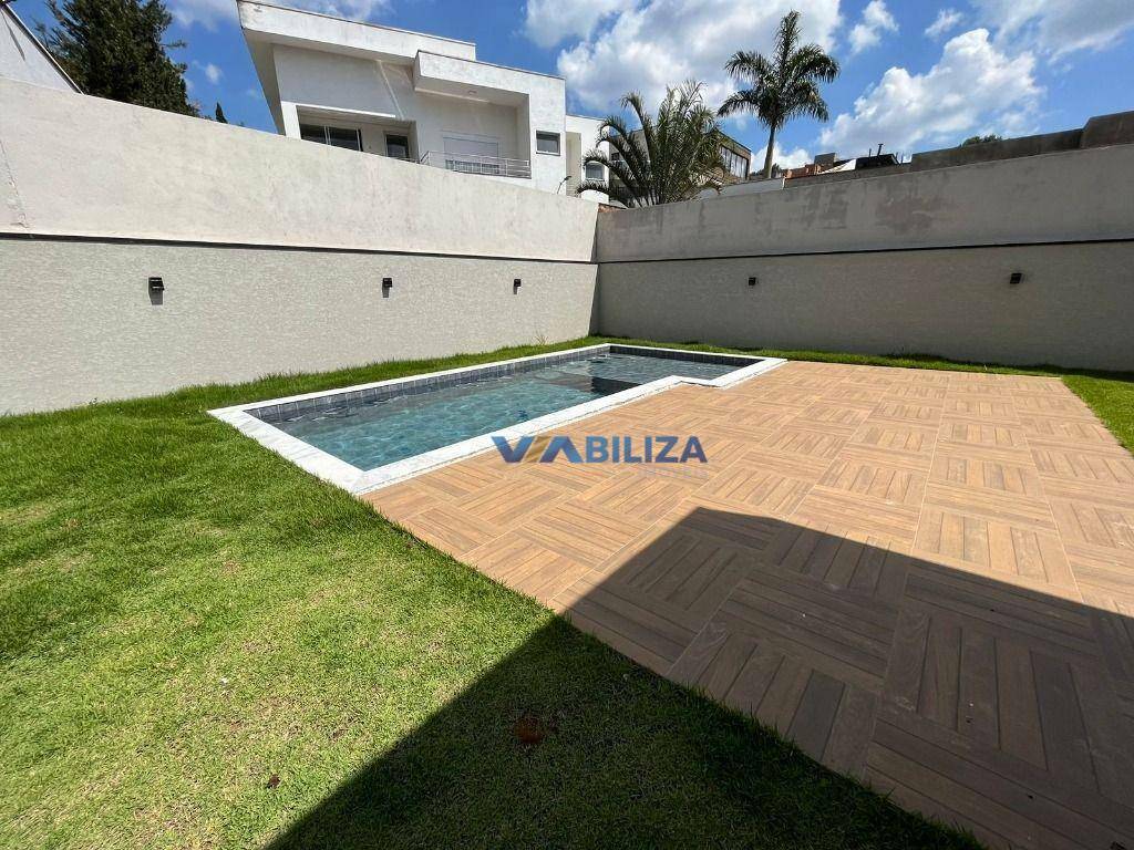 Casa de Condomínio à venda com 4 quartos, 277m² - Foto 9