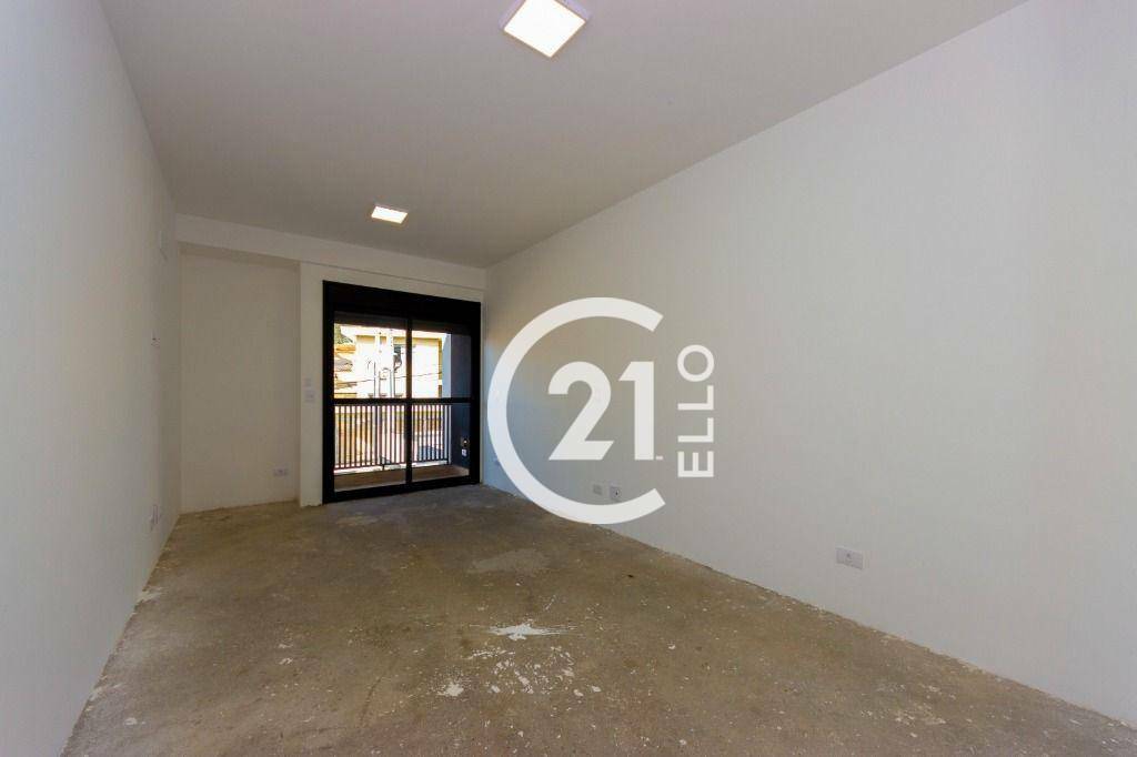 Casa à venda com 3 quartos, 130m² - Foto 2