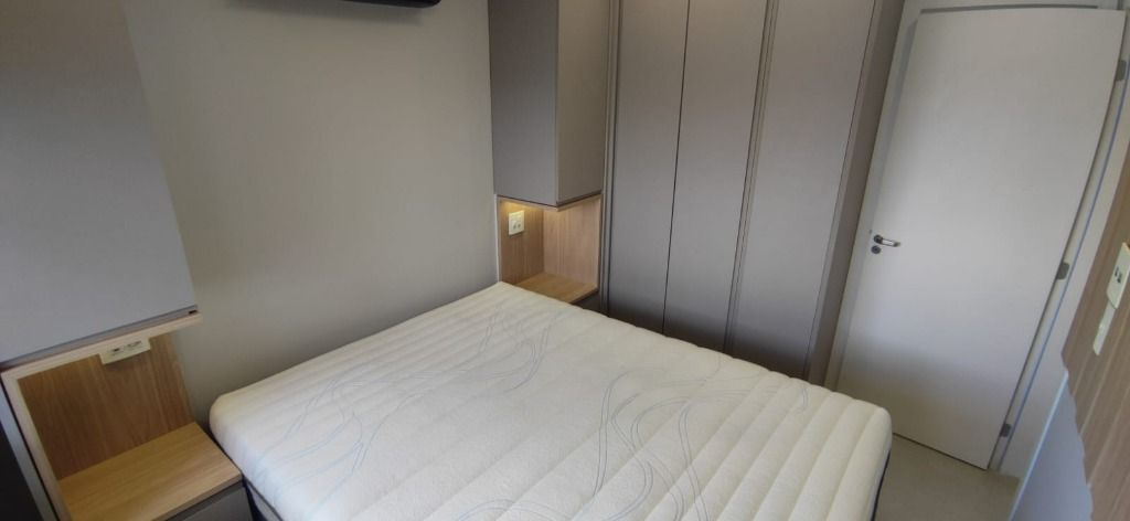 Apartamento à venda com 2 quartos, 66m² - Foto 35