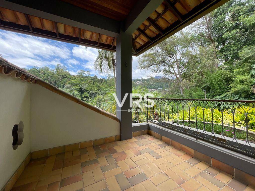 Casa de Condomínio à venda com 4 quartos, 259m² - Foto 30