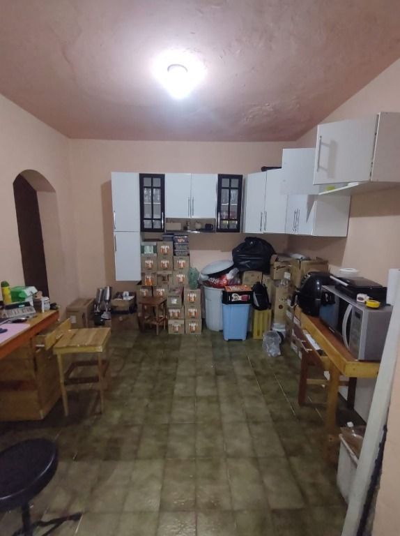 Sobrado à venda com 2 quartos, 340m² - Foto 8