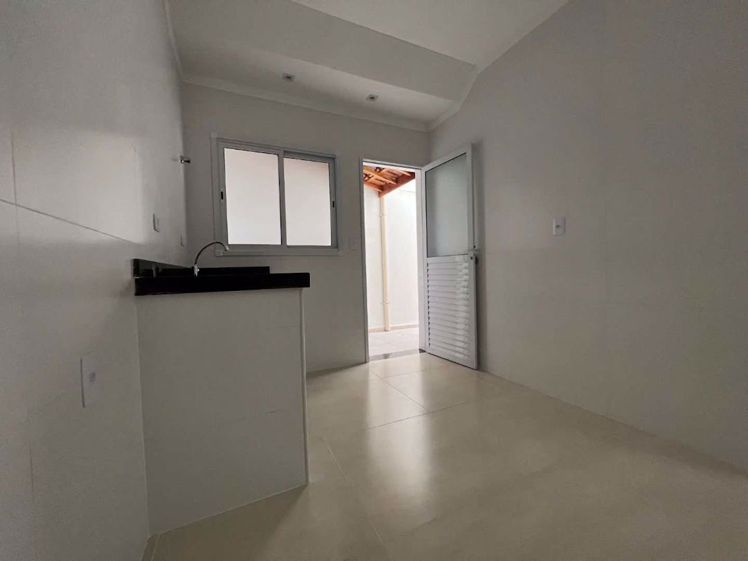 Casa de Condomínio à venda com 2 quartos, 50m² - Foto 4