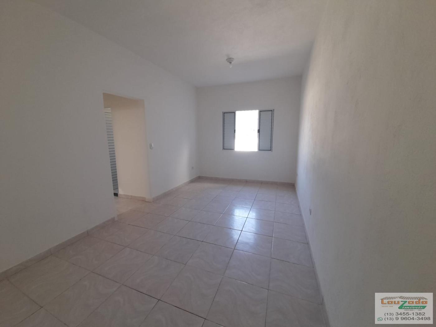 Casa à venda com 3 quartos, 334m² - Foto 9