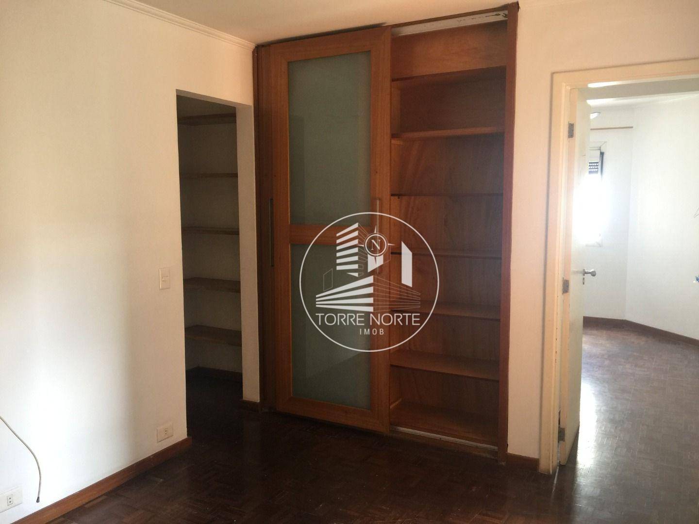 Apartamento para alugar com 3 quartos, 204m² - Foto 21