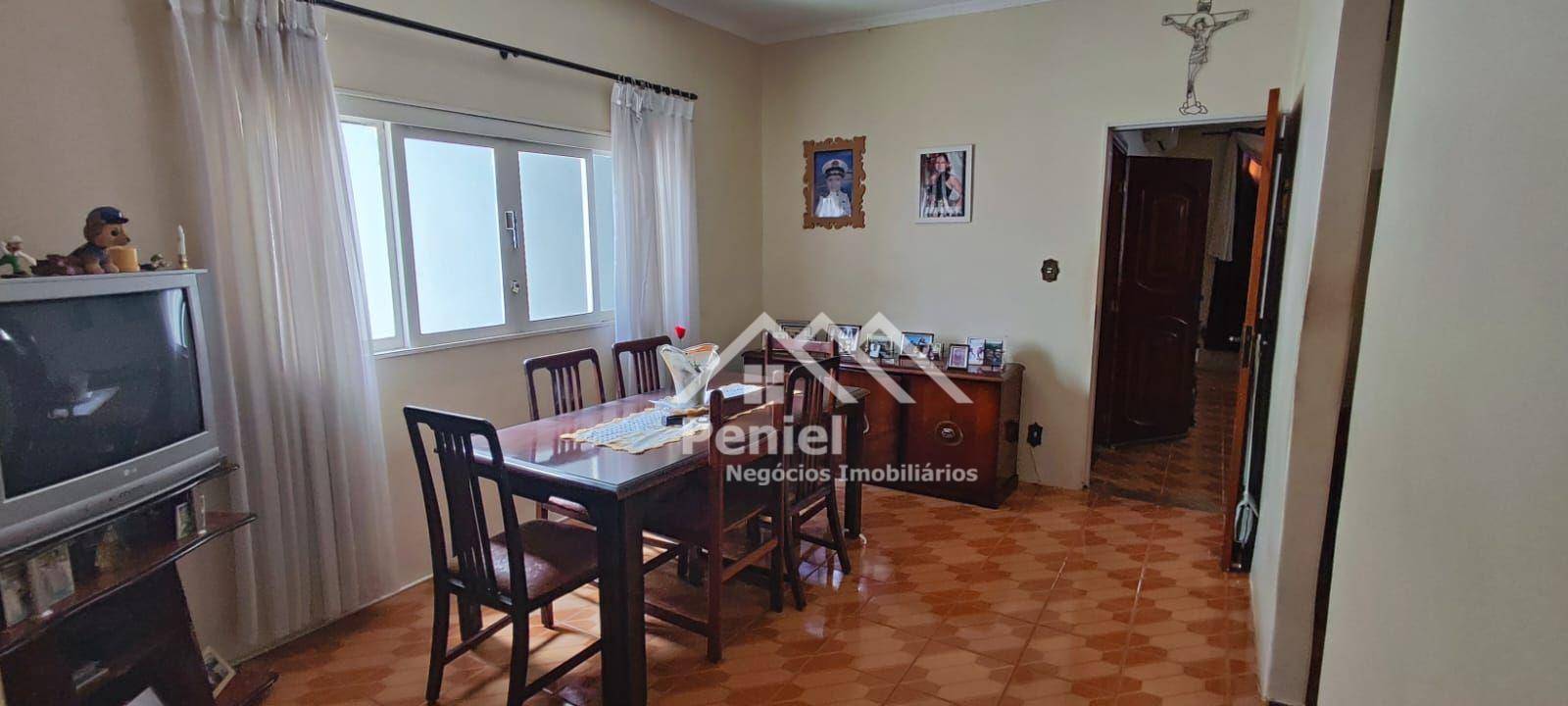 Sobrado à venda com 5 quartos, 250m² - Foto 4