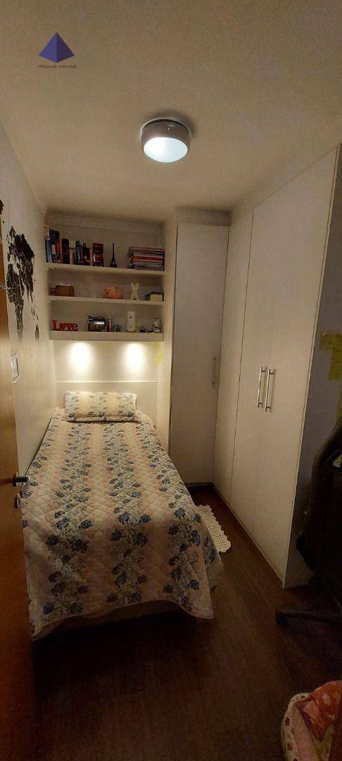 Apartamento à venda com 3 quartos, 75m² - Foto 10