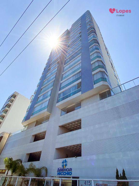 Apartamento para alugar com 3 quartos, 157m² - Foto 3