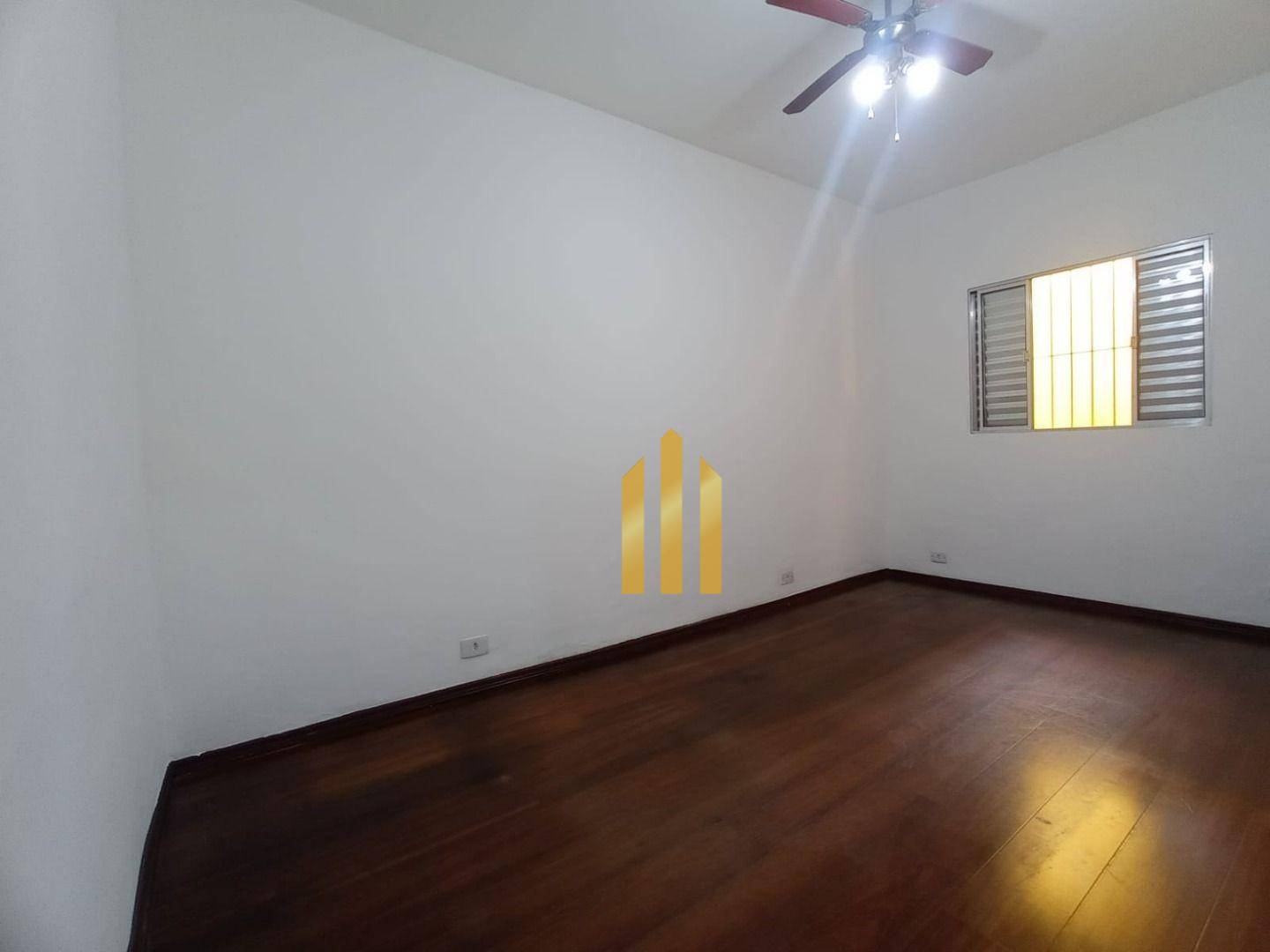 Casa para alugar com 2 quartos, 80m² - Foto 14