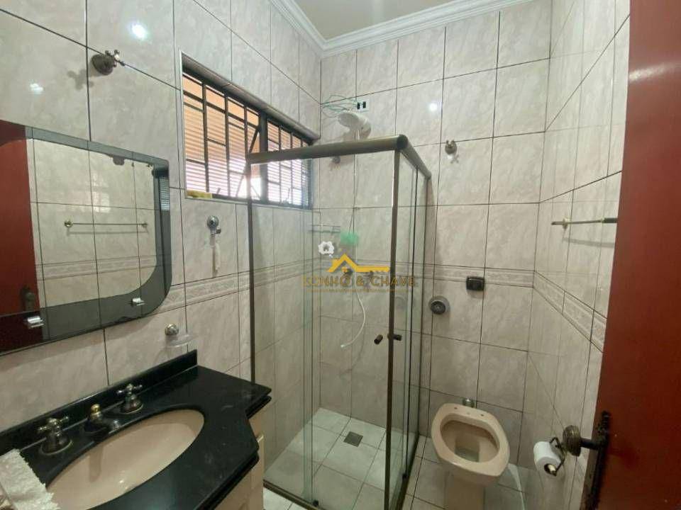 Casa à venda e aluguel com 3 quartos, 176m² - Foto 14