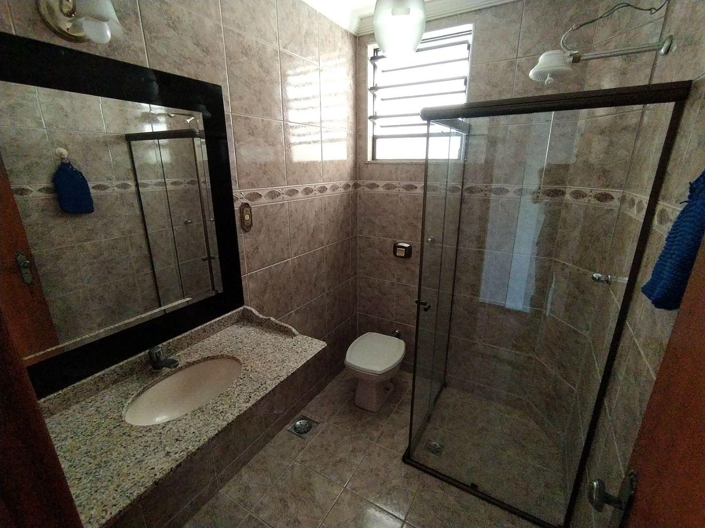 Casa à venda com 5 quartos, 179m² - Foto 11