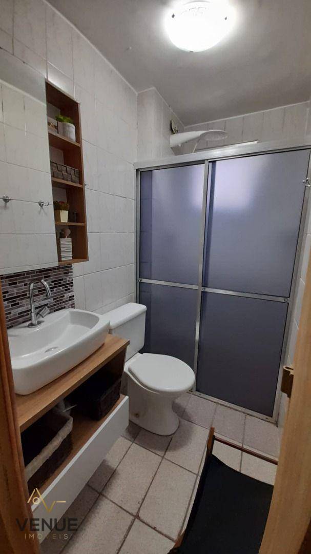 Apartamento à venda com 2 quartos, 56m² - Foto 11