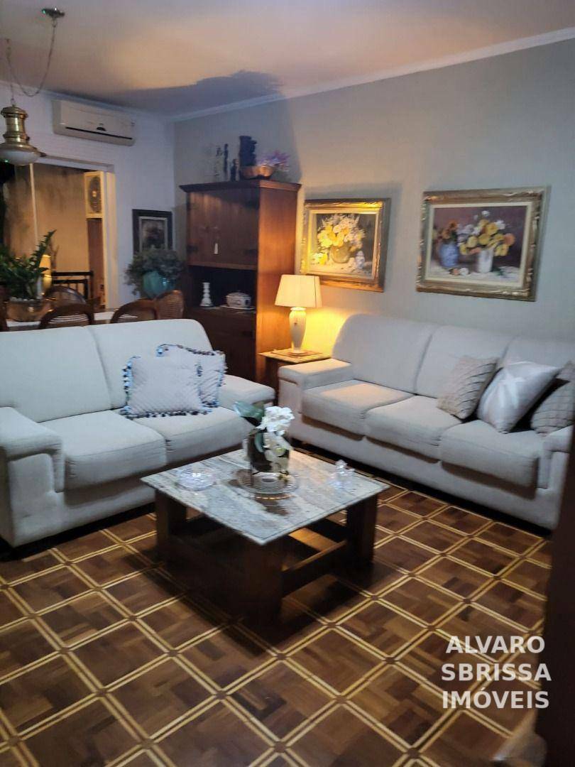 Casa à venda com 3 quartos, 316m² - Foto 4