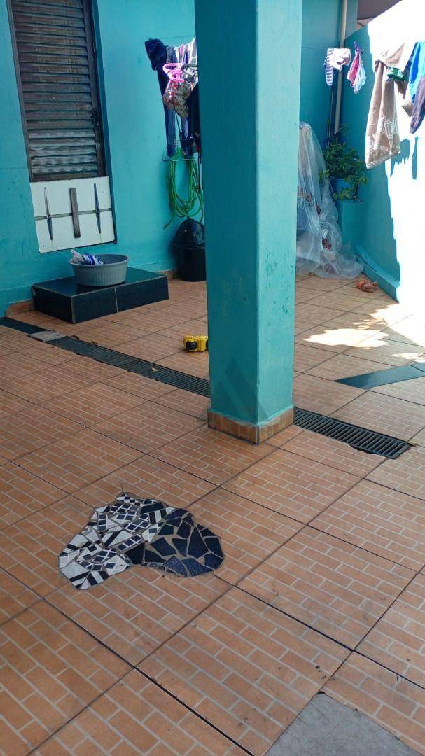 Casa, 2 quartos, 81 m² - Foto 2