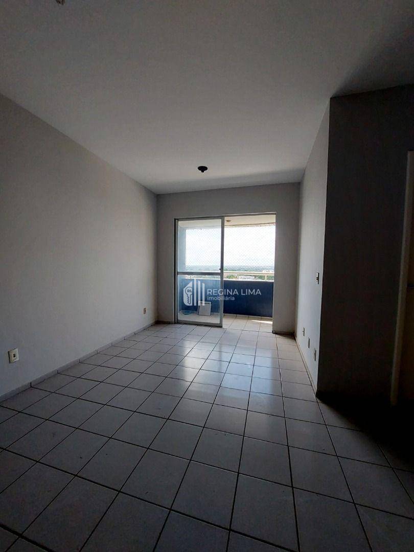 Apartamento à venda com 2 quartos, 75m² - Foto 12