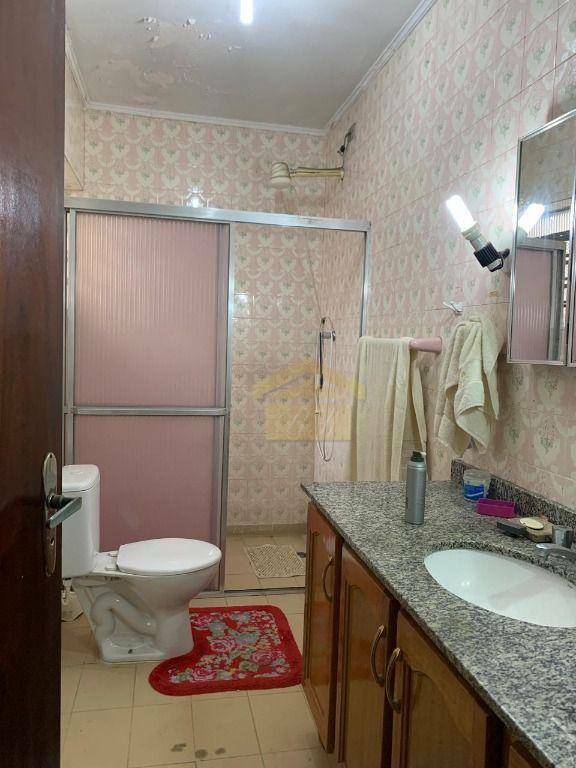 Sobrado à venda com 3 quartos, 187m² - Foto 13