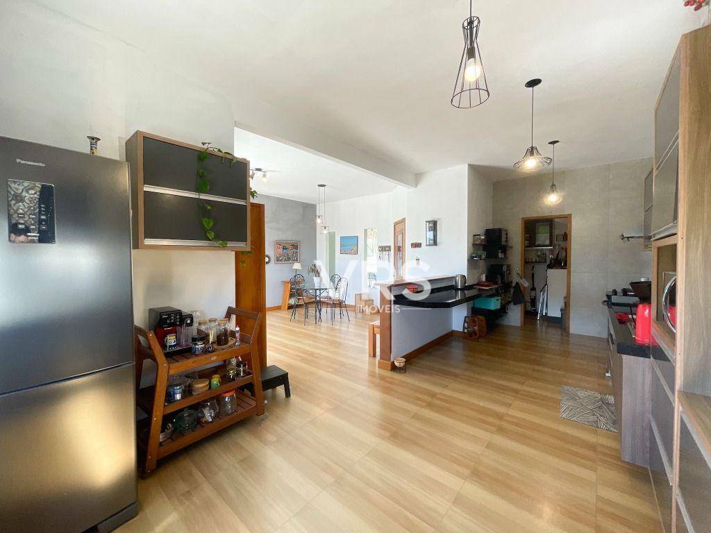 Casa de Condomínio à venda com 4 quartos, 315m² - Foto 13