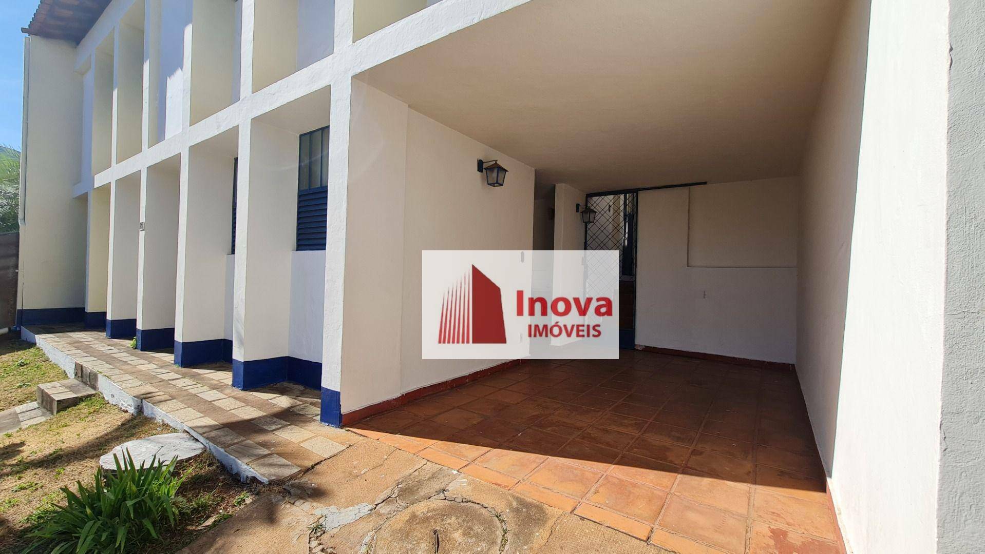 Casa à venda com 4 quartos, 344m² - Foto 3