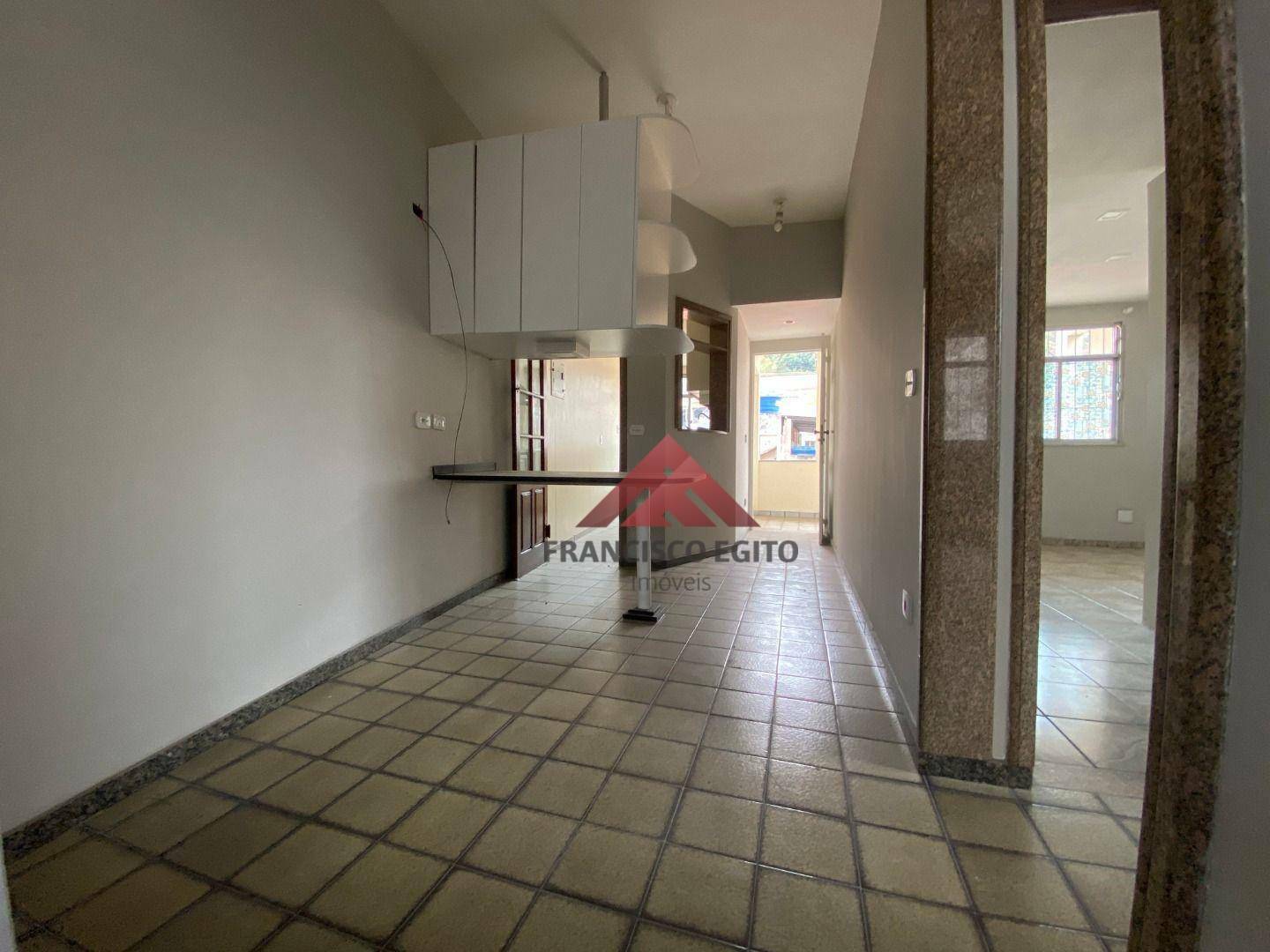 Casa à venda com 2 quartos, 150m² - Foto 12