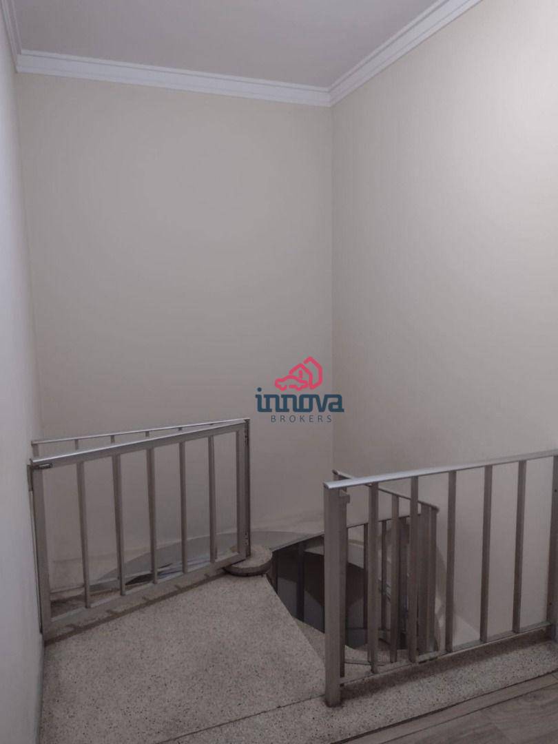 Sobrado à venda e aluguel com 3 quartos, 180M2 - Foto 45