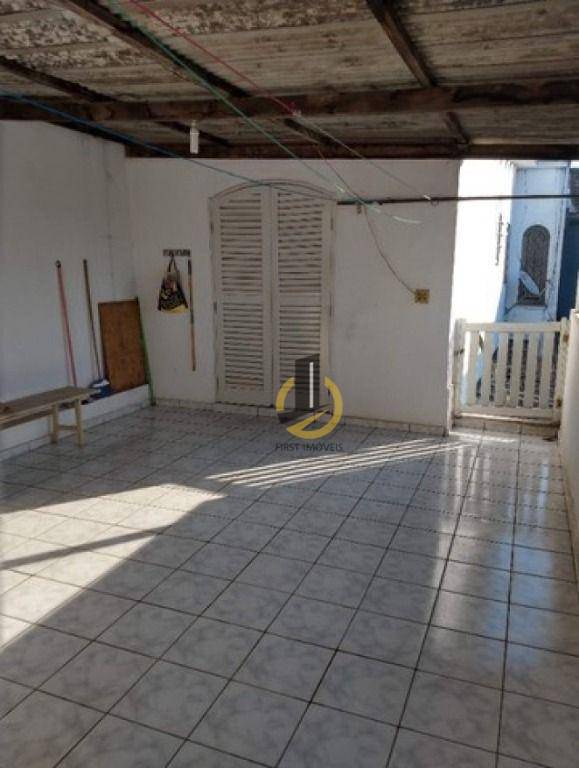 Sobrado à venda com 4 quartos, 219m² - Foto 27