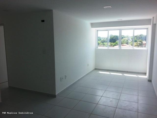 Apartamento à venda com 3 quartos, 80m² - Foto 2