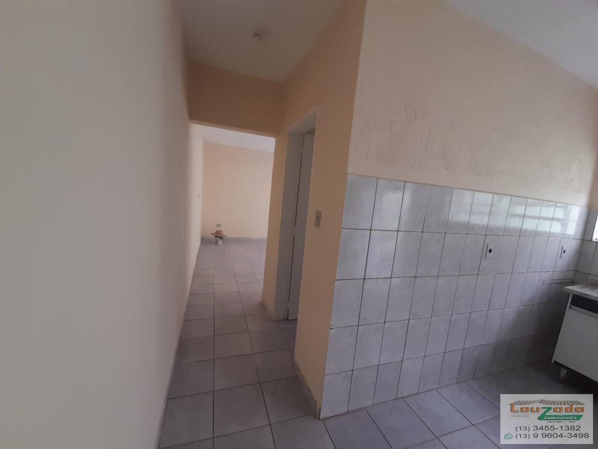 Casa à venda com 1 quarto, 310m² - Foto 13