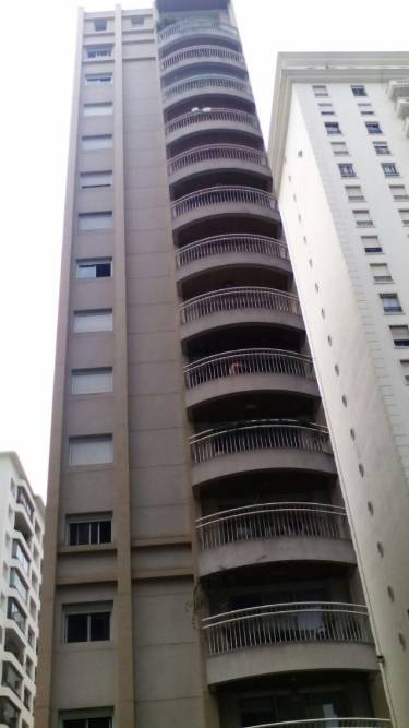 Apartamento para alugar com 3 quartos, 120m² - Foto 22