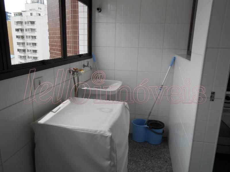 Apartamento para alugar com 3 quartos, 120m² - Foto 17