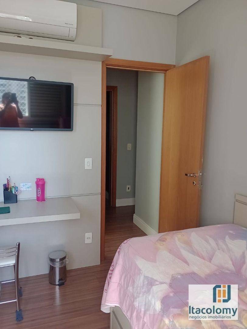 Apartamento à venda com 2 quartos, 100m² - Foto 7