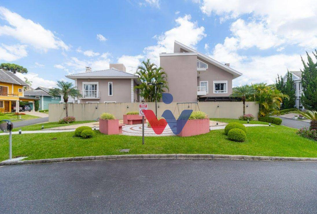 Casa de Condomínio à venda com 3 quartos, 419m² - Foto 4