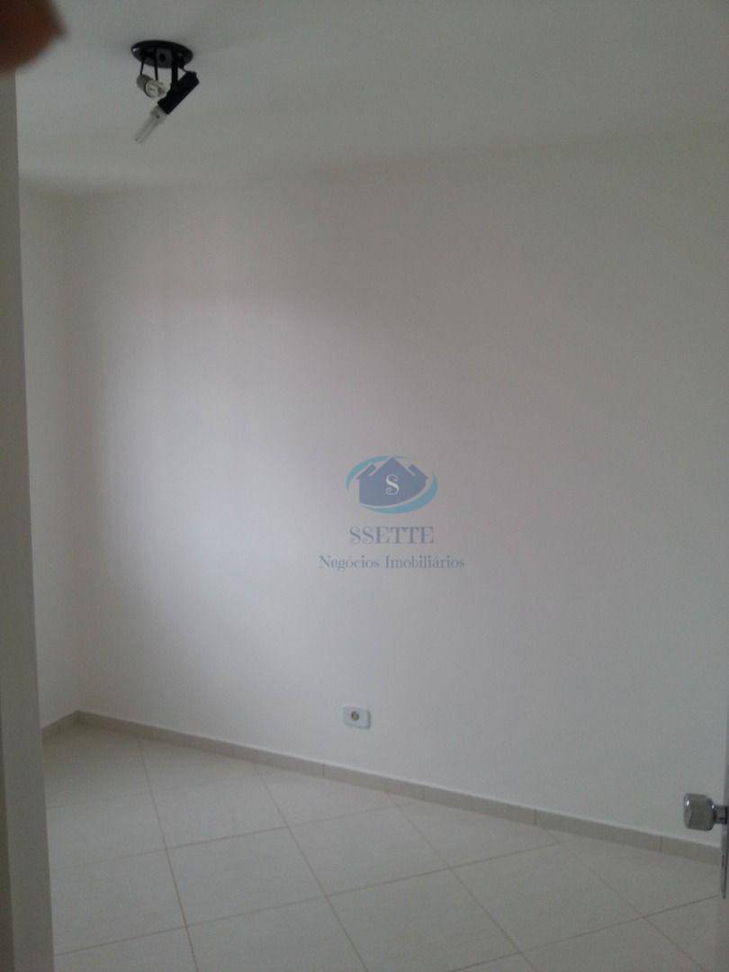 Apartamento para alugar com 2 quartos, 60m² - Foto 6