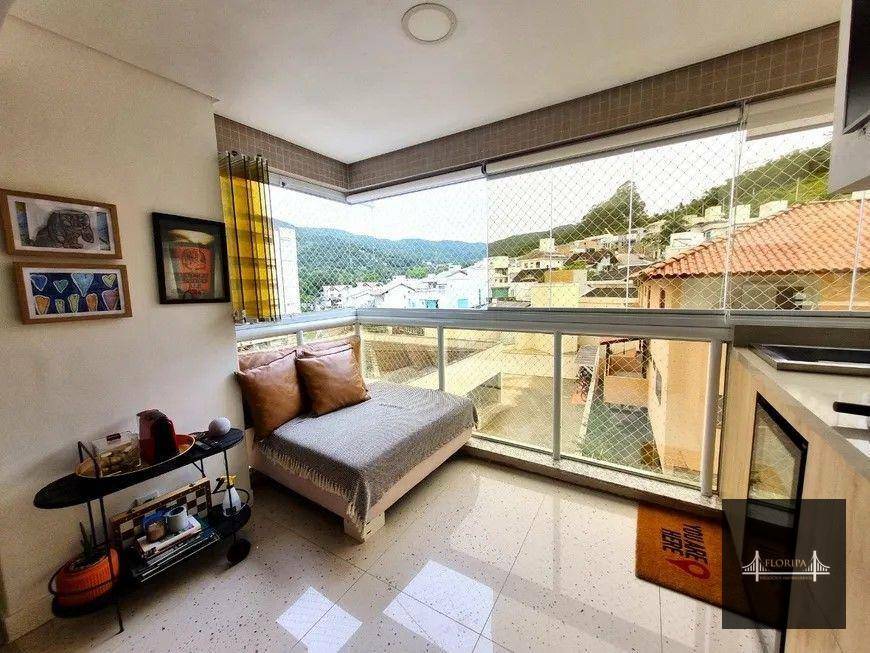 Apartamento à venda com 3 quartos, 86m² - Foto 4