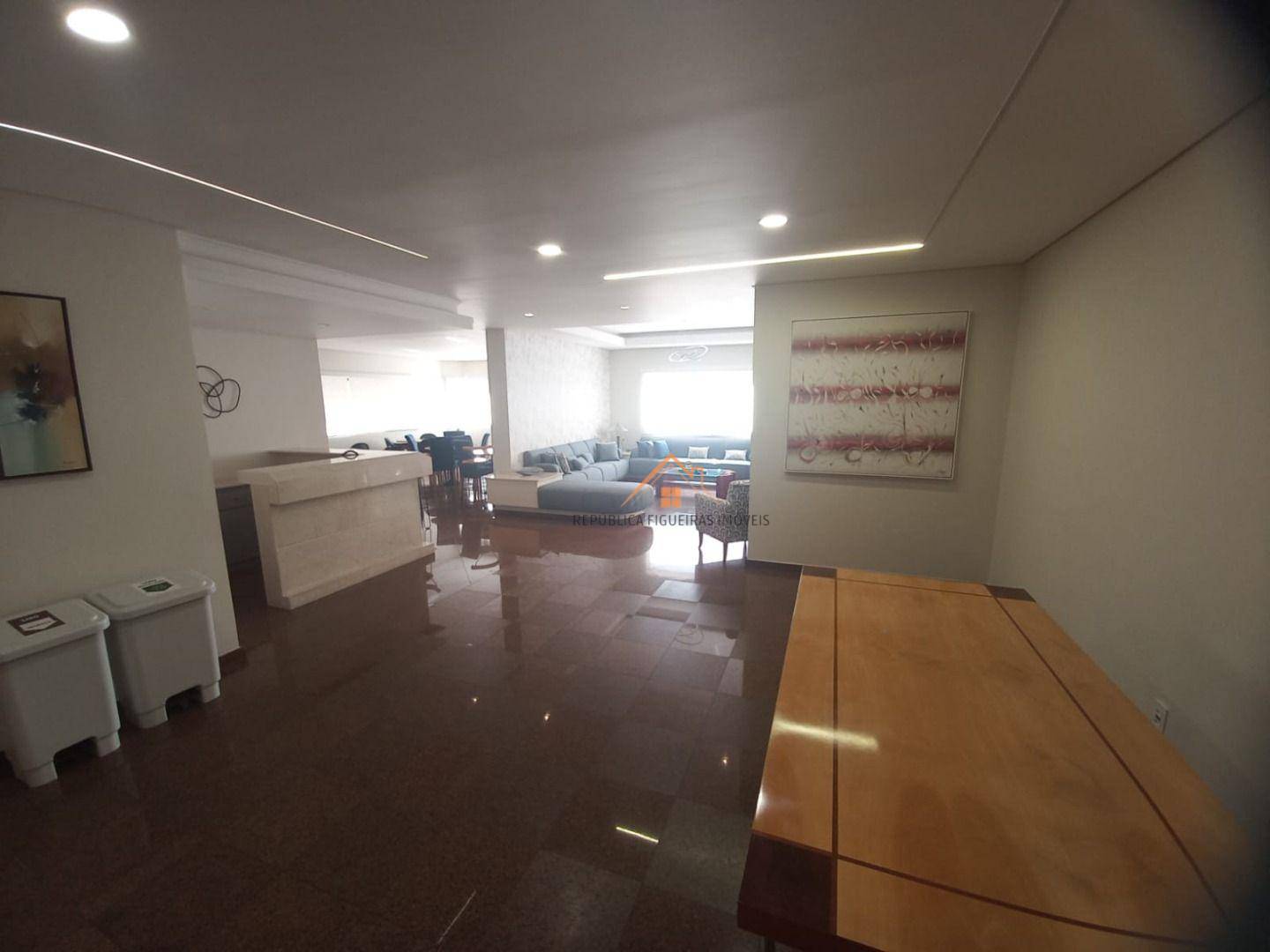 Apartamento à venda com 3 quartos, 172m² - Foto 25