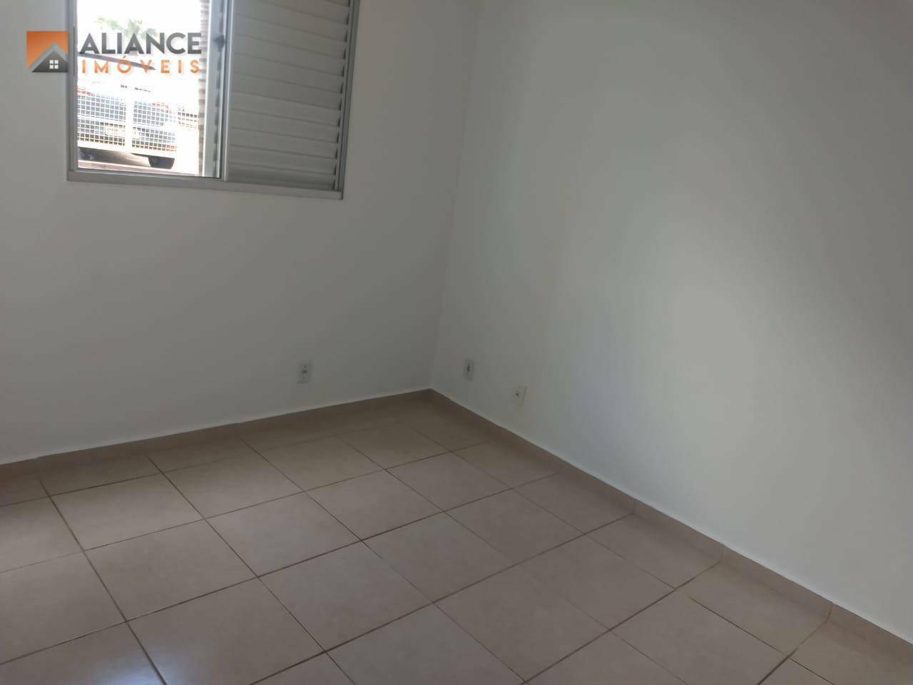 Apartamento à venda com 2 quartos, 45m² - Foto 10