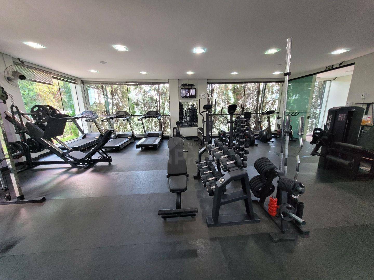 Casa de Condomínio para alugar com 4 quartos, 707m² - Foto 33