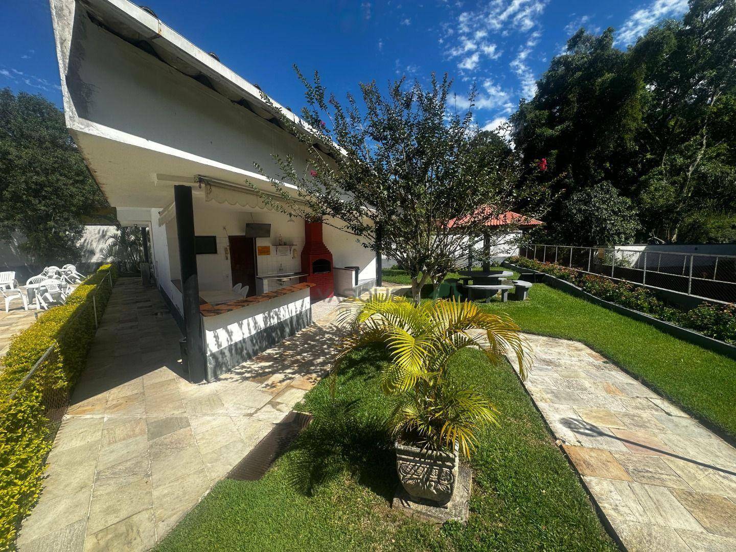 Apartamento à venda com 2 quartos, 57m² - Foto 1