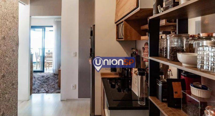 Apartamento à venda com 1 quarto, 38m² - Foto 12