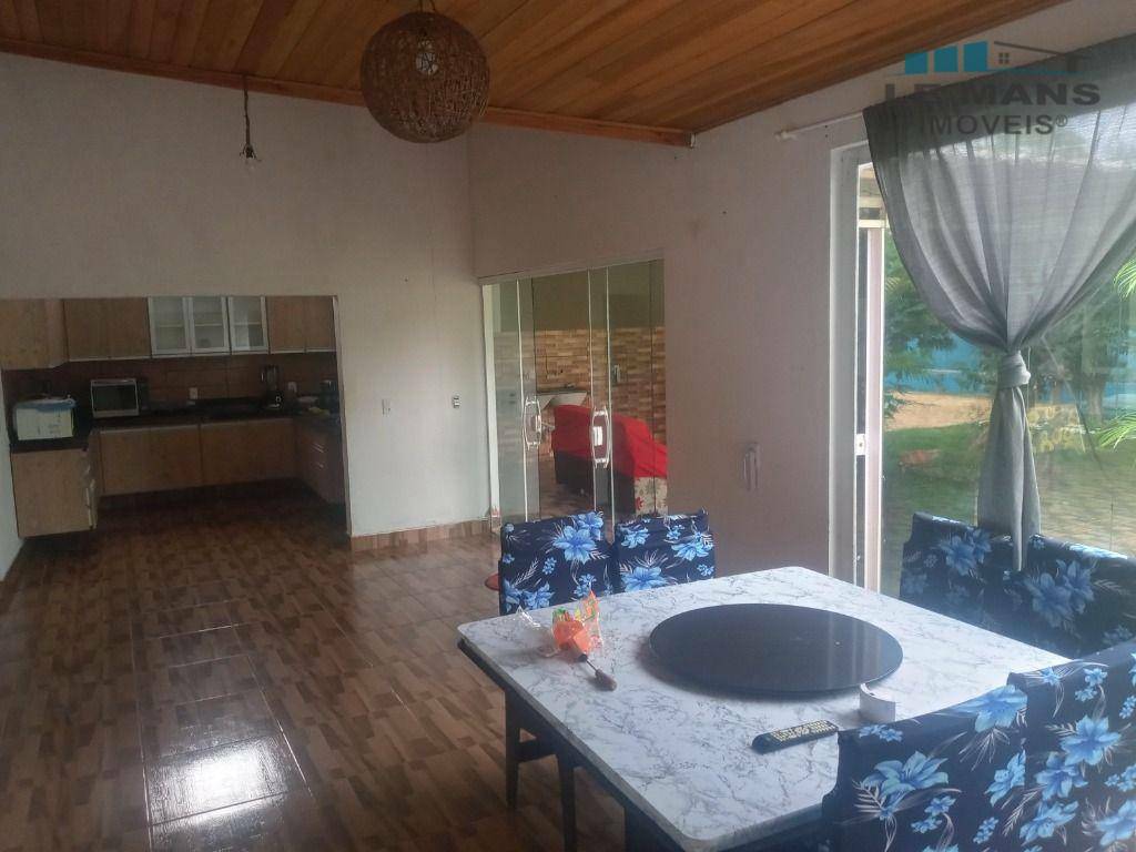 Chácara à venda com 4 quartos, 380m² - Foto 9