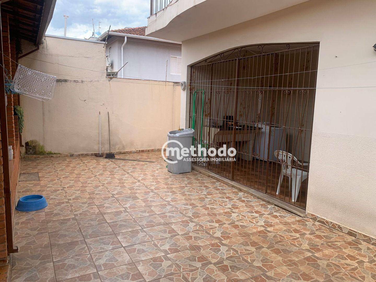 Casa à venda com 4 quartos, 312m² - Foto 27