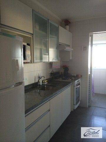 Apartamento à venda com 2 quartos, 65m² - Foto 4