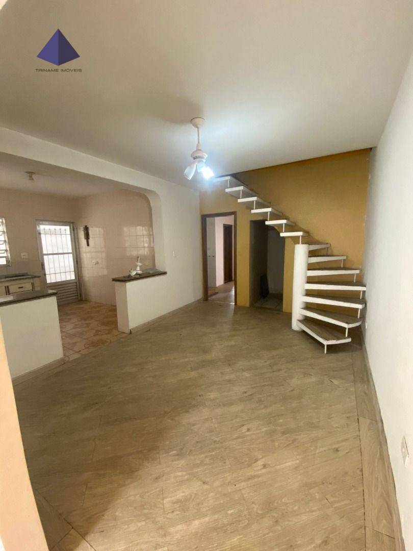 Sobrado à venda com 3 quartos, 193m² - Foto 2