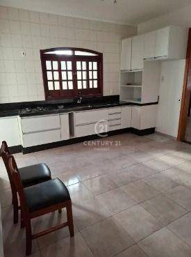 Casa, 3 quartos, 190 m² - Foto 2