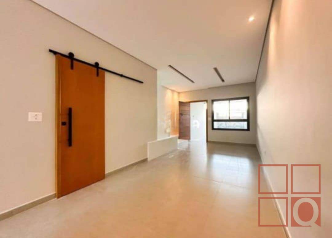 Sobrado à venda com 4 quartos, 150m² - Foto 2