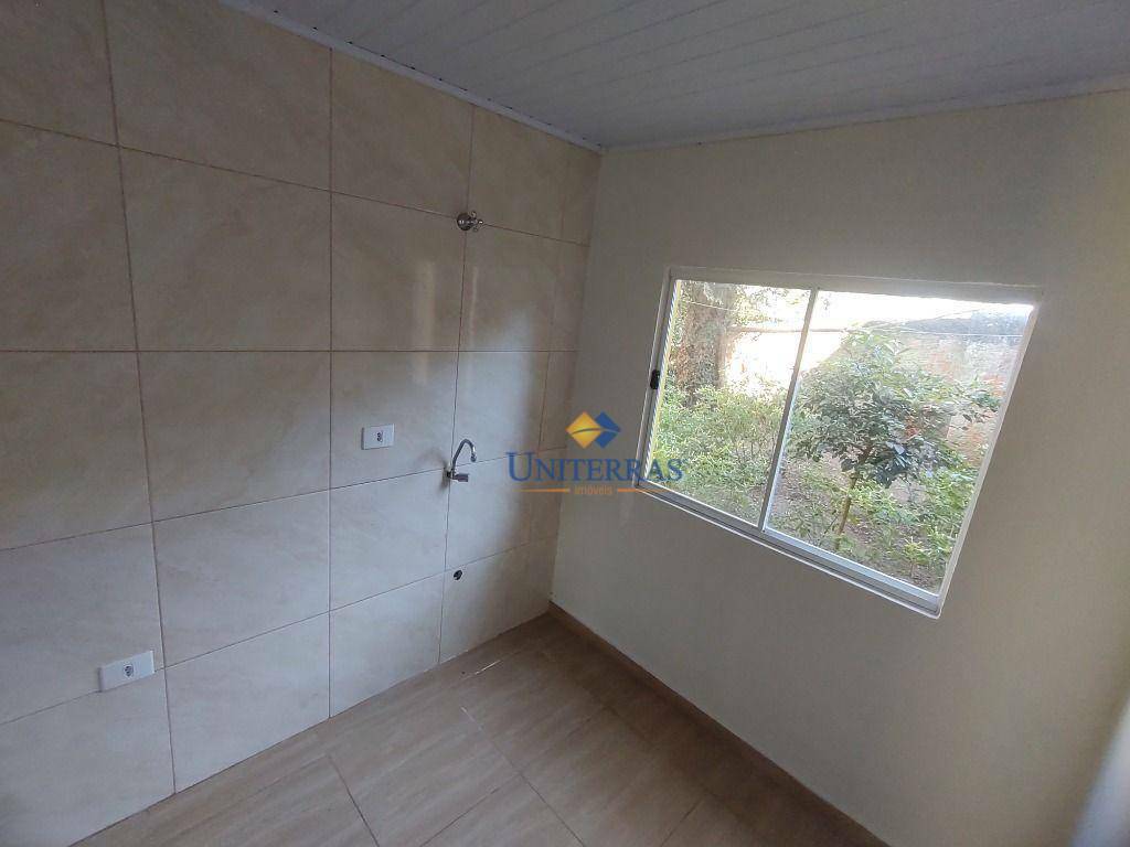 Casa para alugar com 2 quartos, 45m² - Foto 11