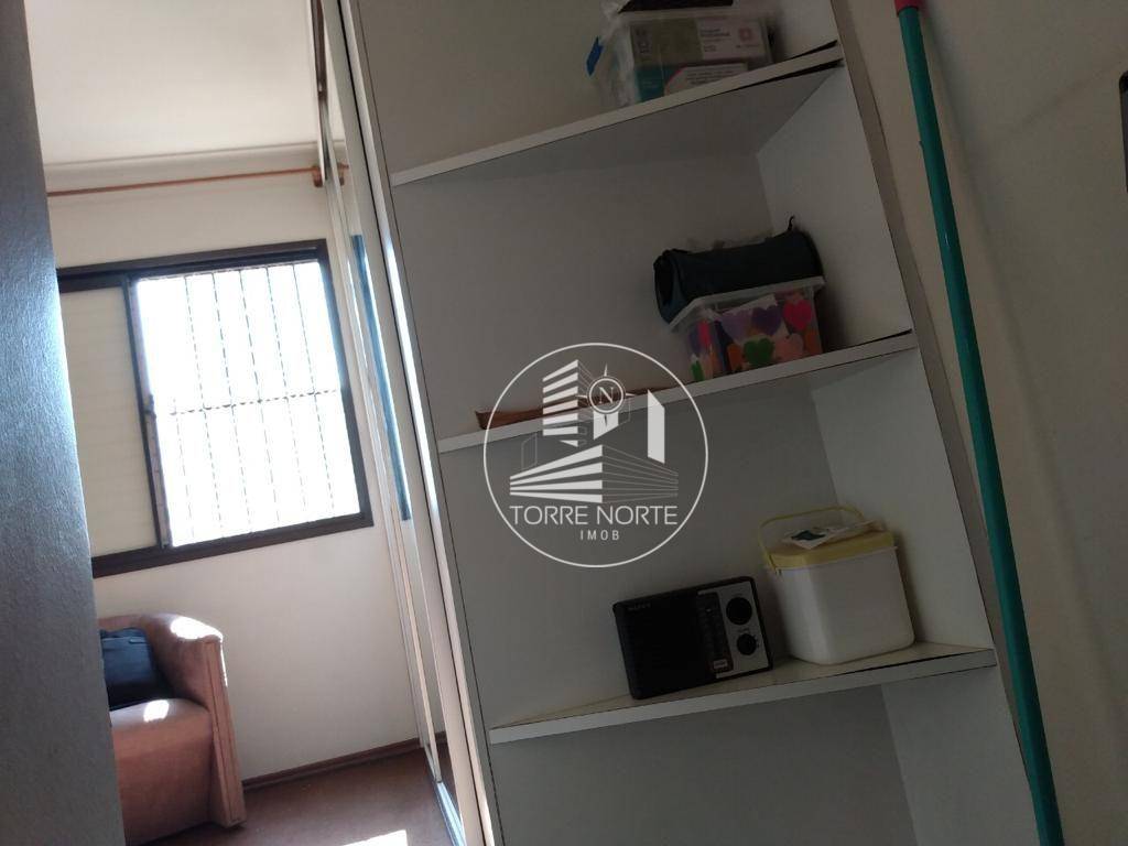 Apartamento à venda com 2 quartos, 43m² - Foto 13