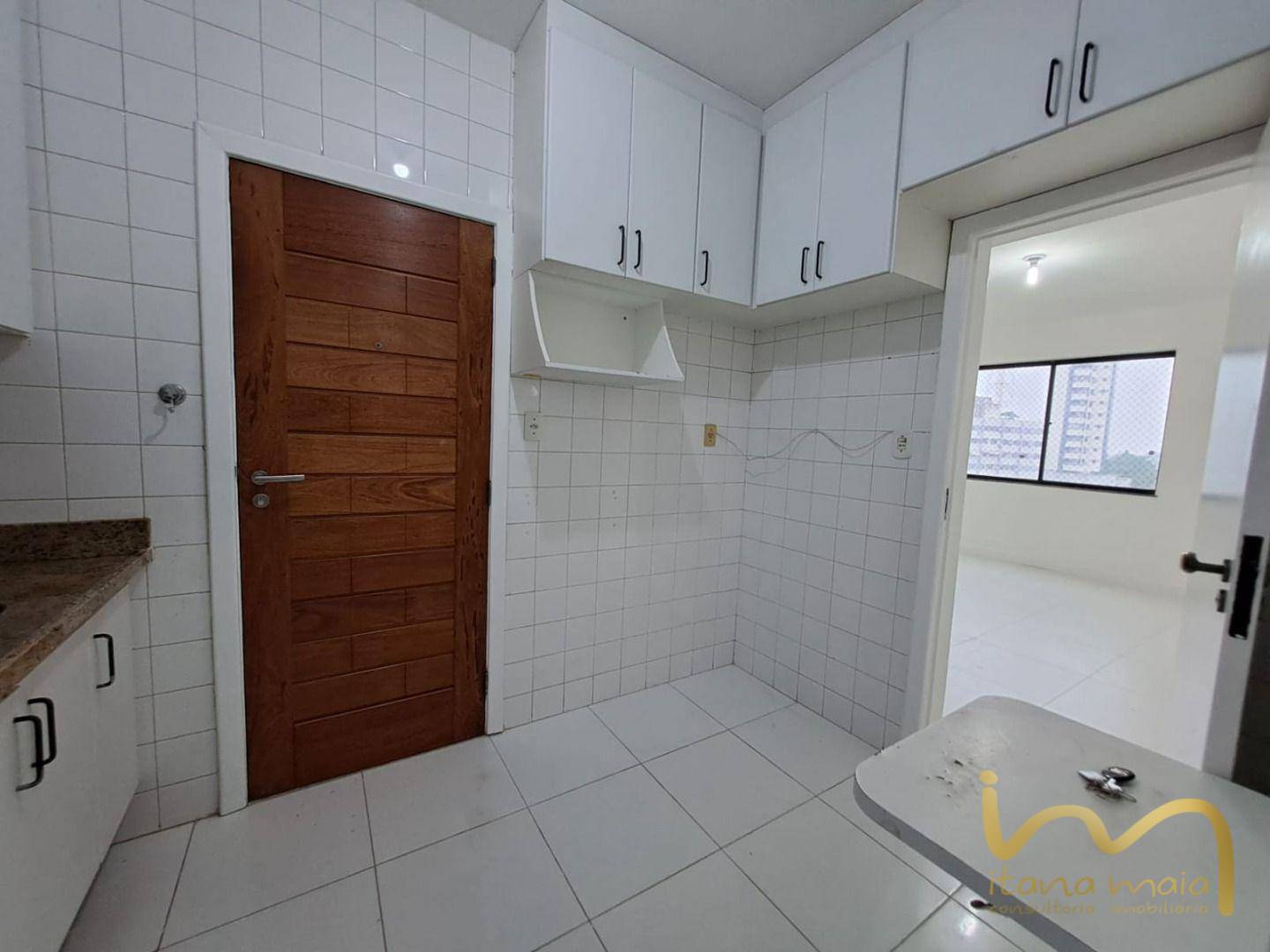 Apartamento à venda com 2 quartos, 70m² - Foto 29