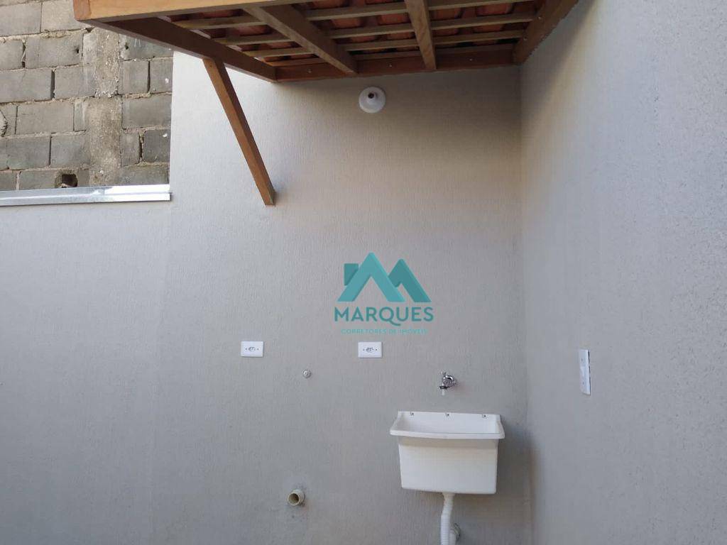 Casa à venda com 2 quartos, 75m² - Foto 6