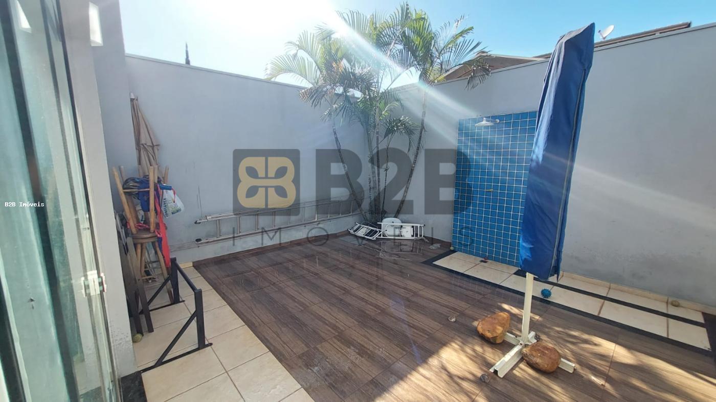 Casa de Condomínio à venda com 3 quartos, 204m² - Foto 17