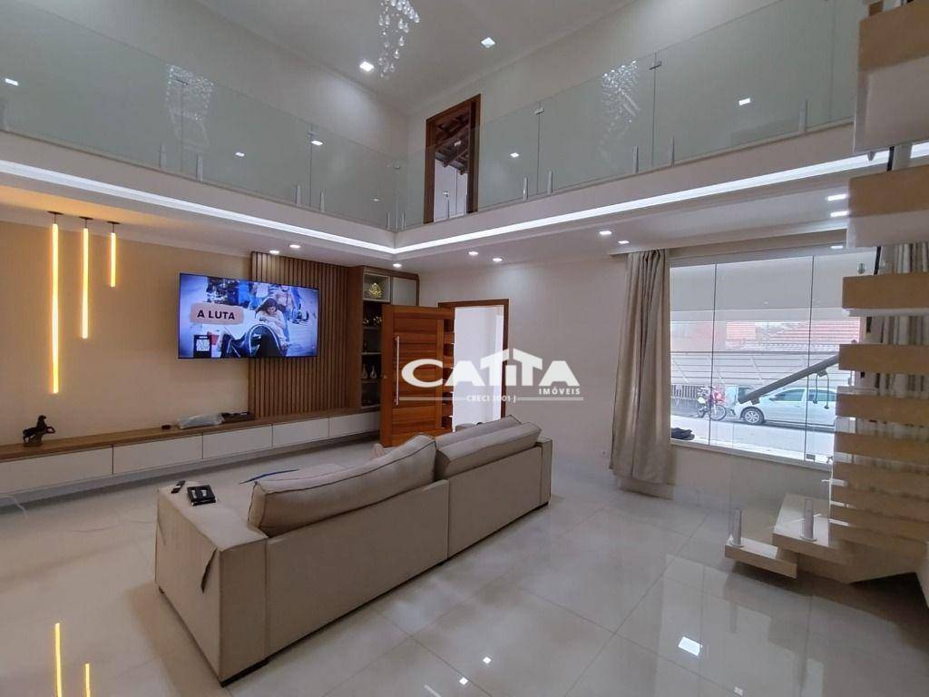 Sobrado à venda com 3 quartos, 360m² - Foto 1